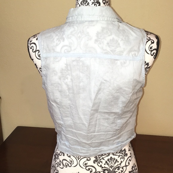 Blue Button-up Tie Shirt - Picture 4 of 4